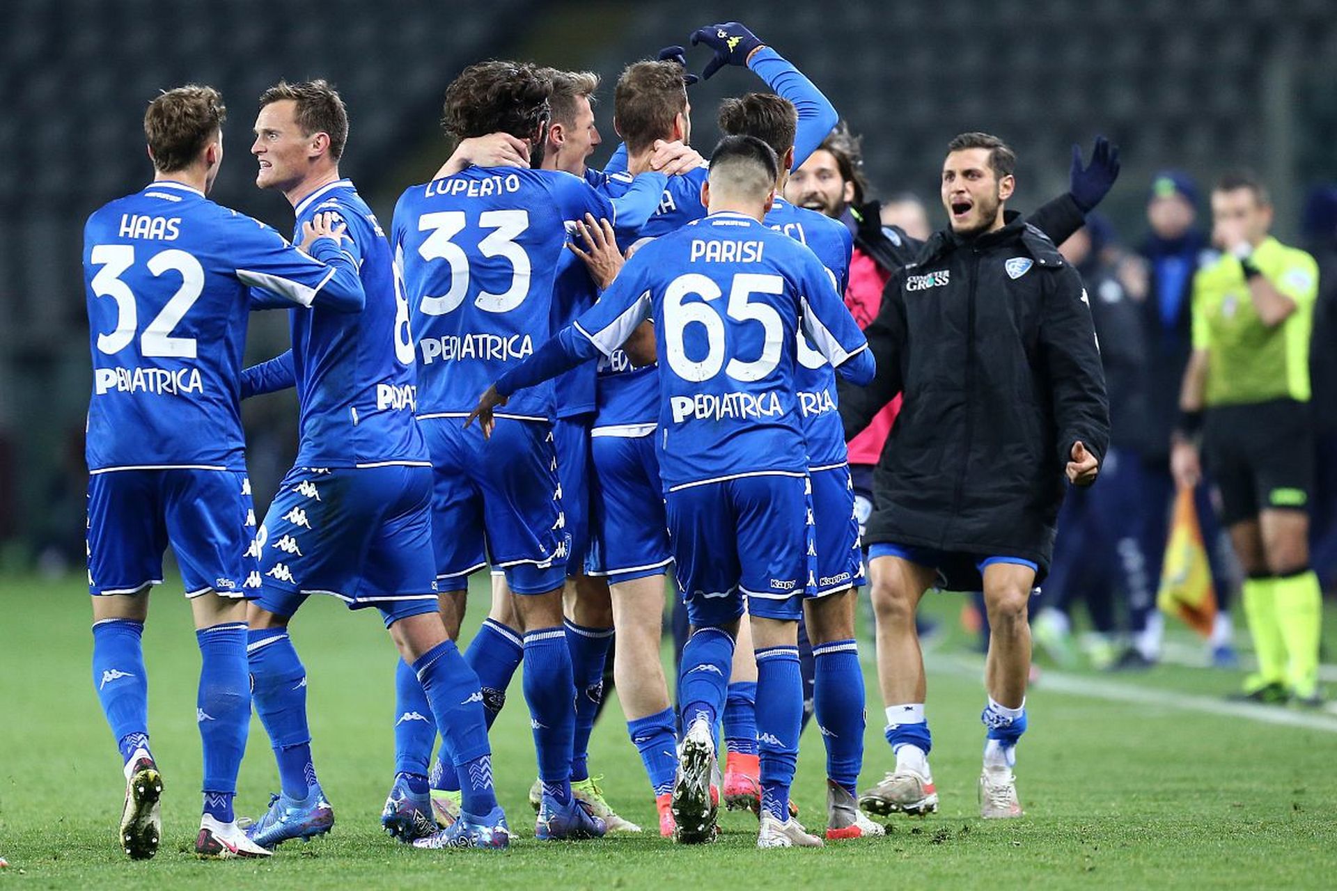 们在忙碌生 们在忙碌生