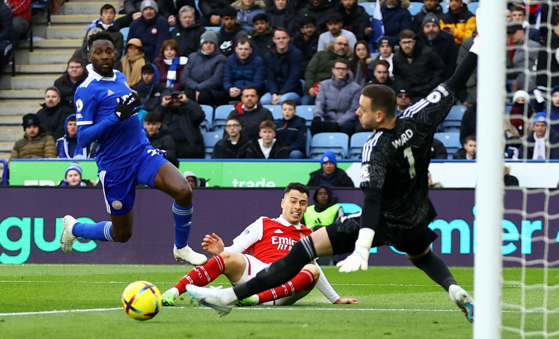 文在多场比 文在多场比